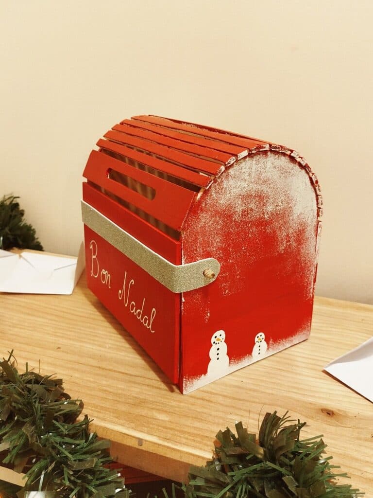 Family Christmas Workshop: Create Your Own Wooden Decoration Together 3